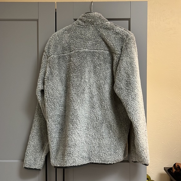 Eddie Bauer 1/4 Zip up super fuzzy fleece - Picture 4 of 4